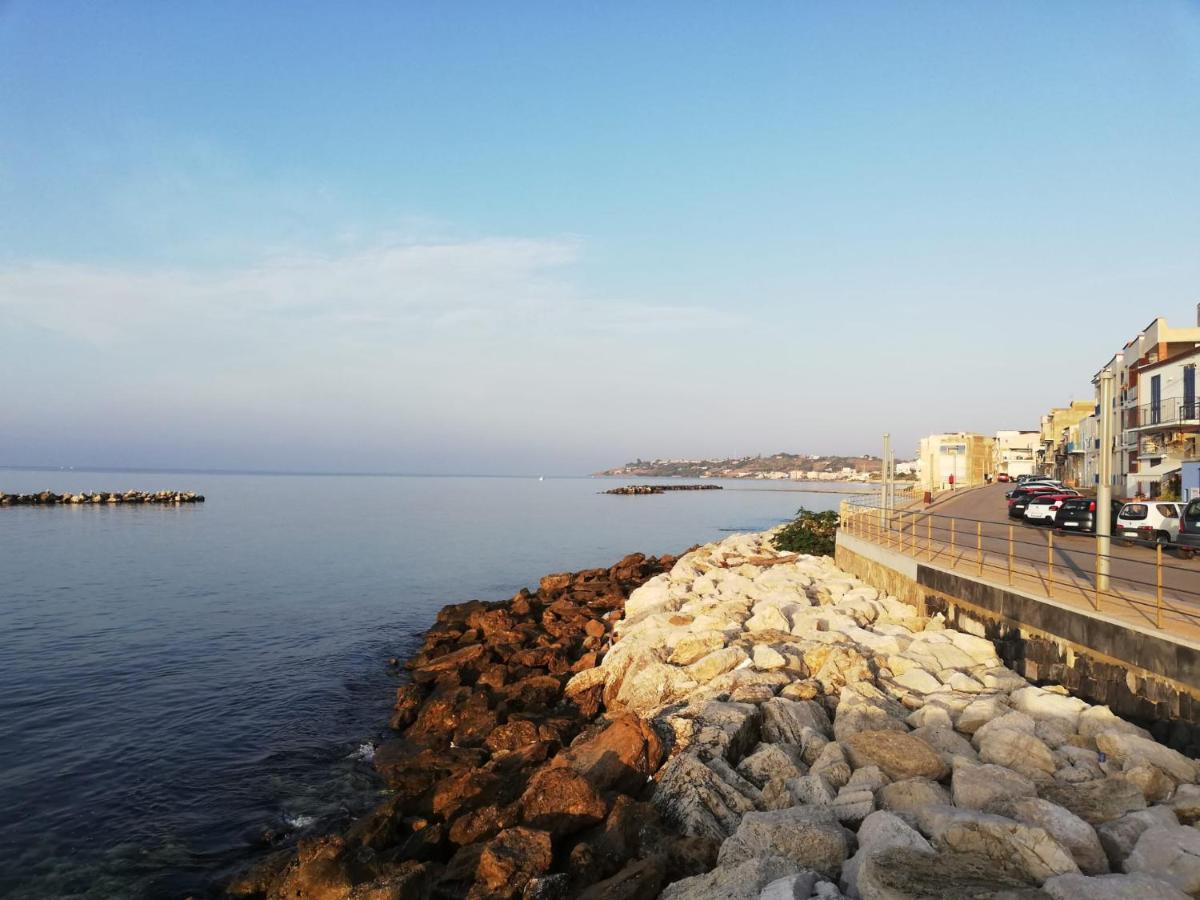Veranda sul mare - casa vacanze FRONTE MARE Villa Sciacca Esterno foto