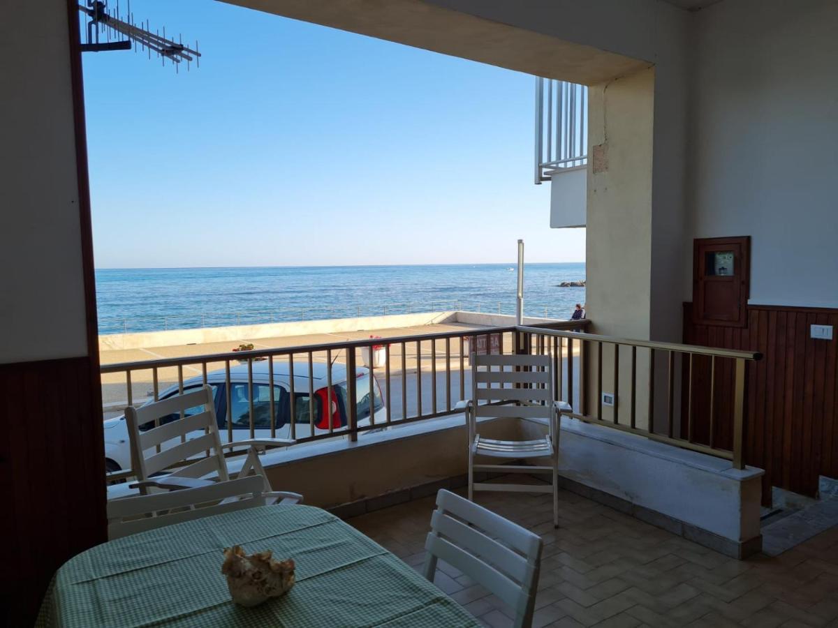 Veranda sul mare - casa vacanze FRONTE MARE Villa Sciacca Esterno foto