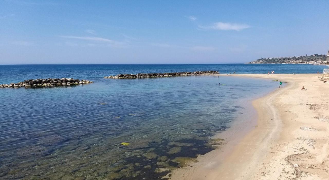 Veranda sul mare - casa vacanze FRONTE MARE Villa Sciacca Esterno foto