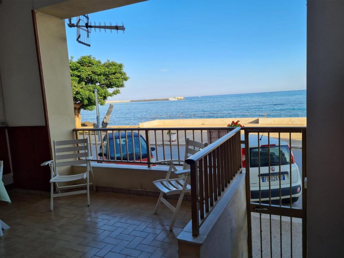 Veranda sul mare - casa vacanze FRONTE MARE Villa Sciacca Esterno foto